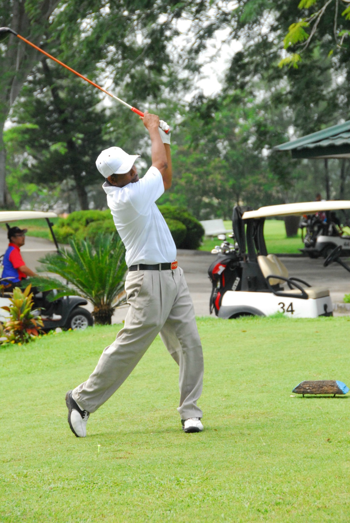 PRO15 157 GOLF DSC 0474.JPG